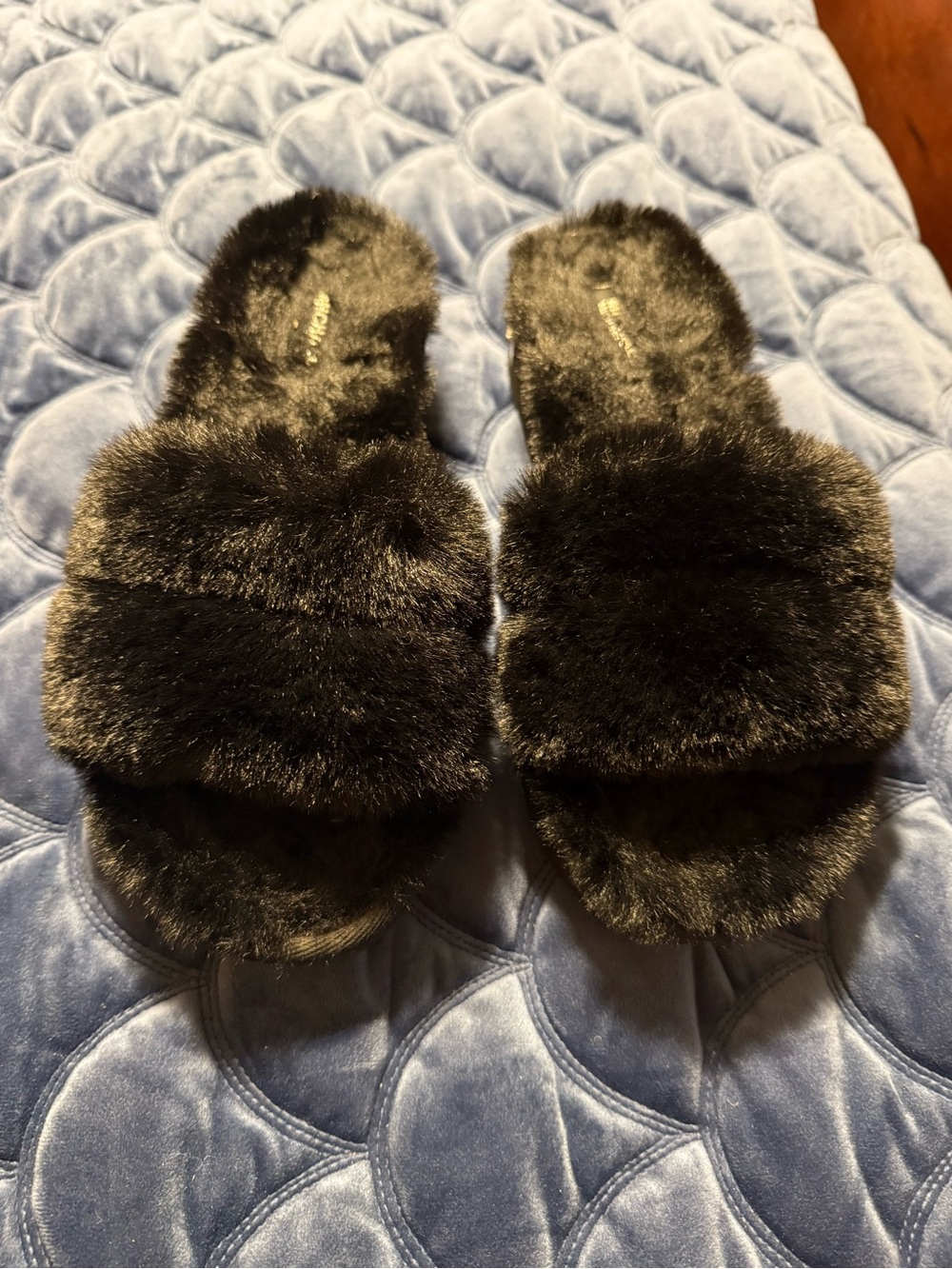 Michael Kors Black Faux Fur Slide Slippers